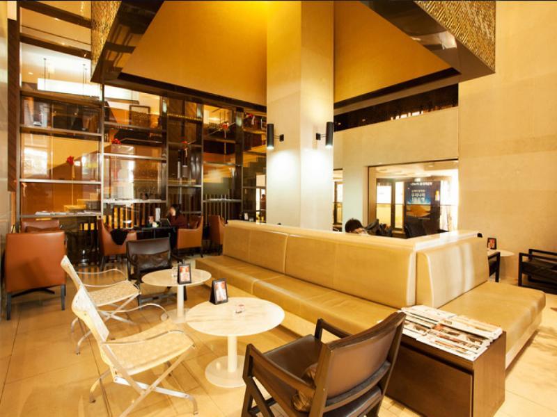 โรงแรมริเวอร์ไซด์ โรงแรม